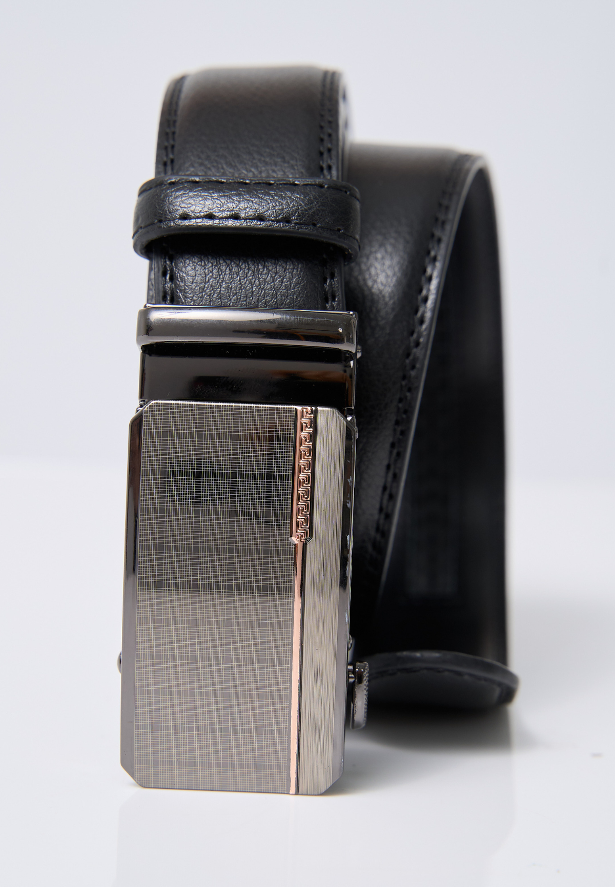 #Color_Black Checkered