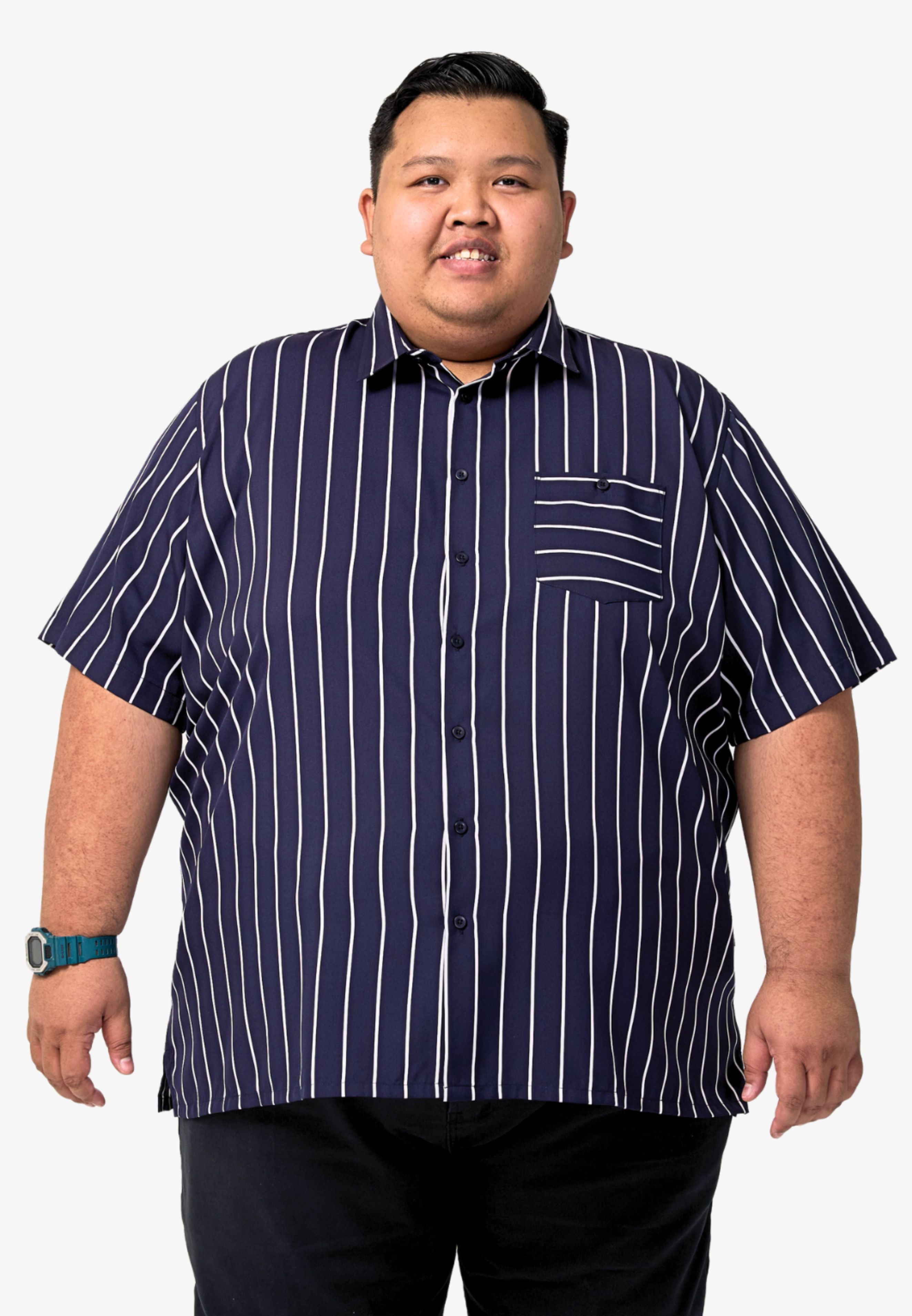 A plus-size male model wearing a dark blue shirt with white stripes #color_dark blue
