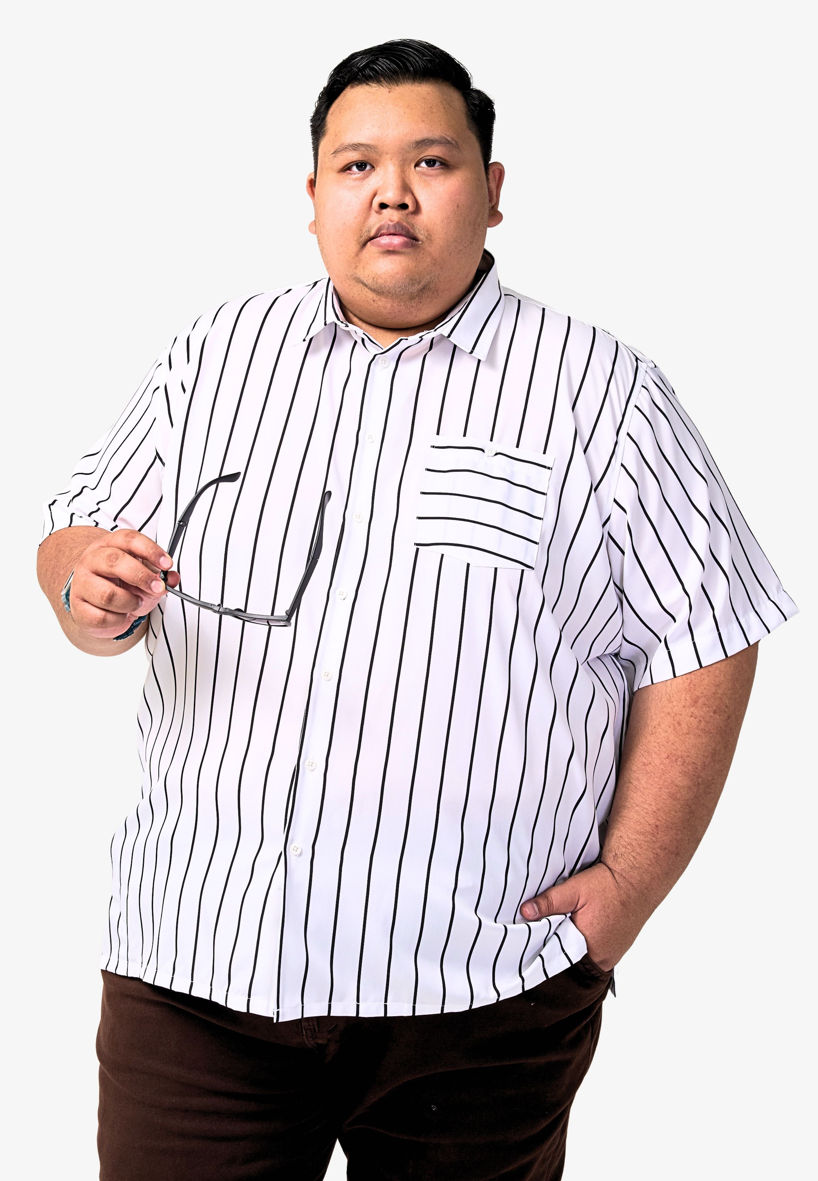 A plus-size male model wearing a white shirt with black stripes #color_white
